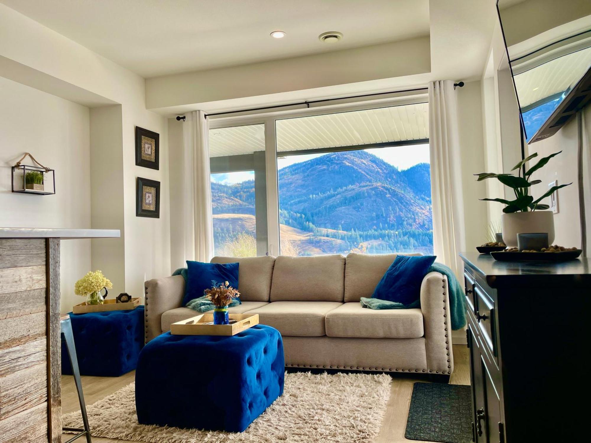 Beautiful Suite On Golf Course Kelowna Eksteriør billede