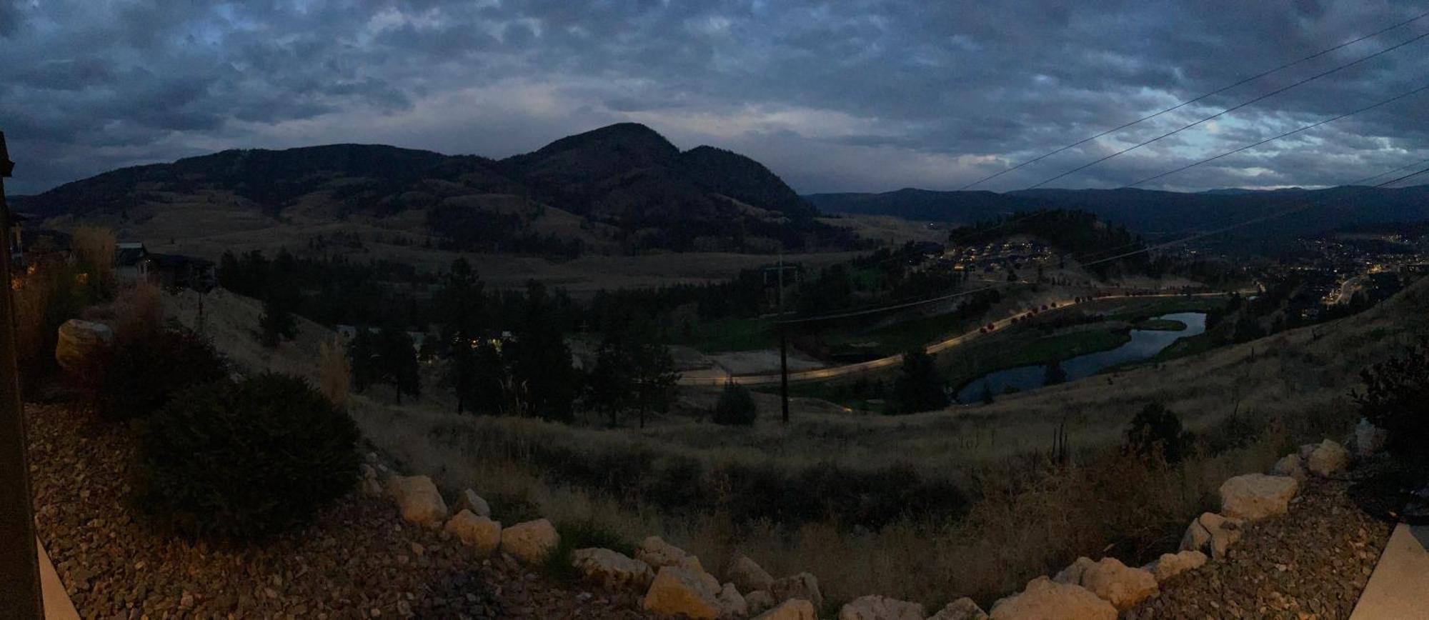 Beautiful Suite On Golf Course Kelowna Eksteriør billede